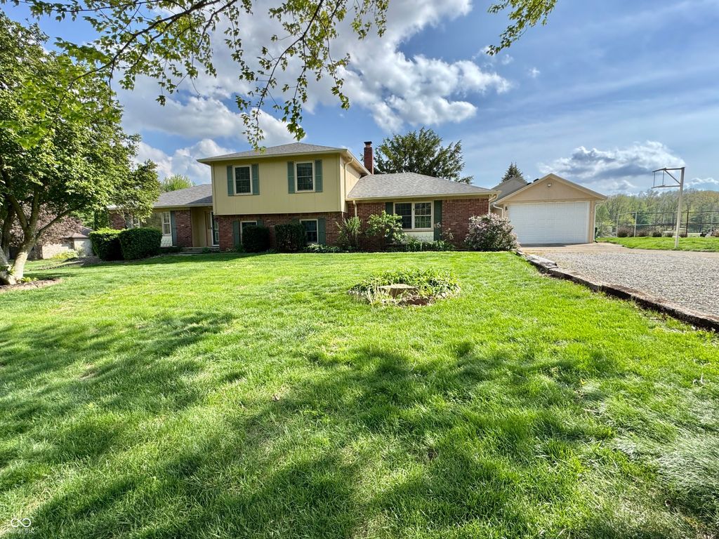 7739 Westerville Drive, Clayton, IN 46118