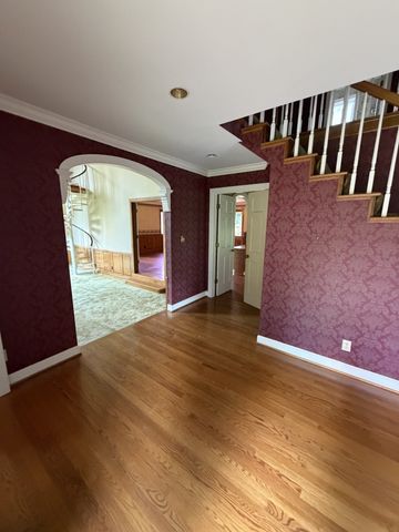 202 Oak Hill Dr, Mcminnville, TN 37110