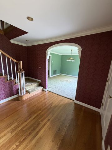 202 Oak Hill Dr, Mcminnville, TN 37110
