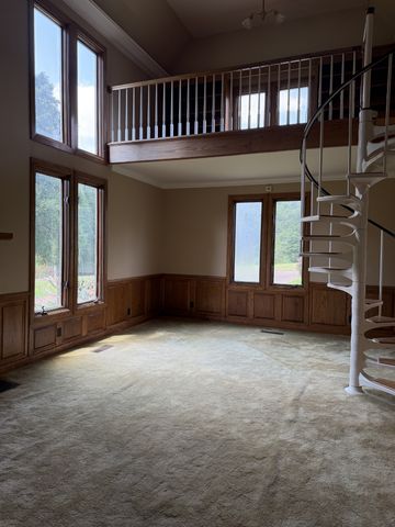 202 Oak Hill Dr, Mcminnville, TN 37110