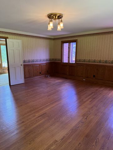 202 Oak Hill Dr, Mcminnville, TN 37110