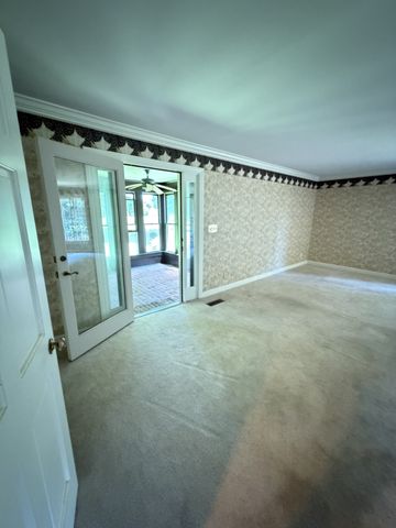 202 Oak Hill Dr, Mcminnville, TN 37110