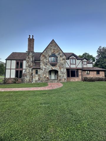 202 Oak Hill Dr, Mcminnville, TN 37110