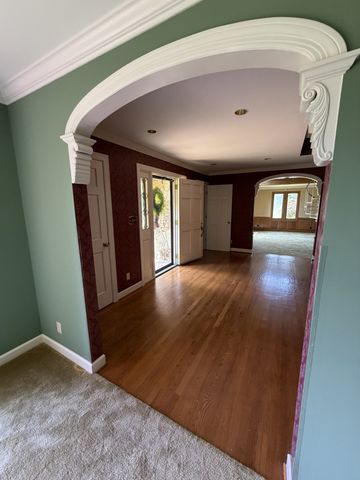 202 Oak Hill Dr, Mcminnville, TN 37110