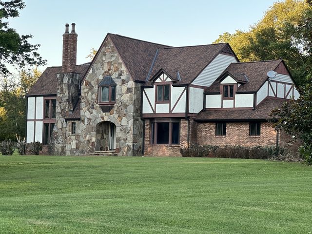 202 Oak Hill Dr, Mcminnville, TN 37110