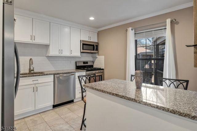 181 Long Hill Road 12, Little Falls Twp., NJ 07424