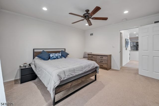 181 Long Hill Road 12, Little Falls Twp., NJ 07424