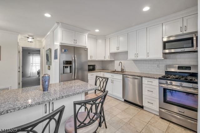 181 Long Hill Road 12, Little Falls Twp., NJ 07424