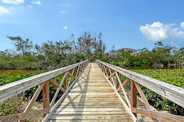 8504 HERON LAGOON CIRCLE, Sarasota, FL 34242