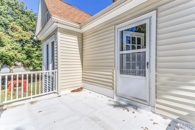 415 Wesley Avenue, Ferguson, MO 63135