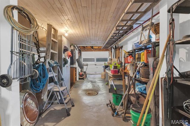 415 Wesley Avenue, Ferguson, MO 63135