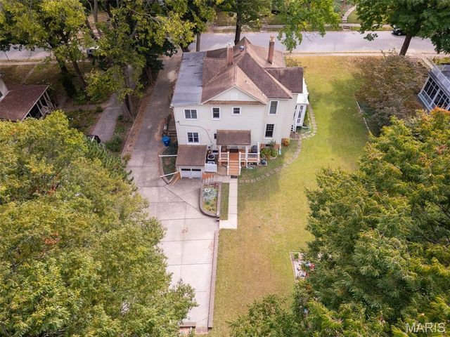 415 Wesley Avenue, Ferguson, MO 63135