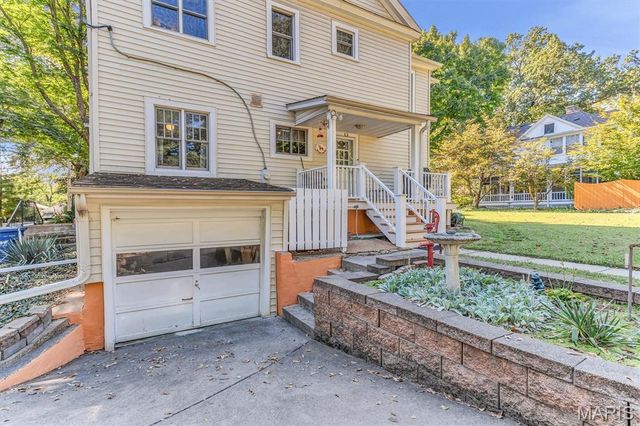 415 Wesley Avenue, Ferguson, MO 63135