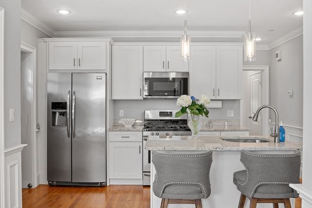 41 Washington B, Newburyport, MA 01950