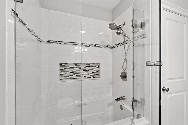 41 Washington B, Newburyport, MA 01950