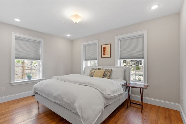 41 Washington B, Newburyport, MA 01950