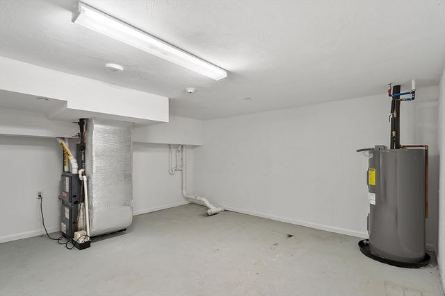 41 Washington B, Newburyport, MA 01950