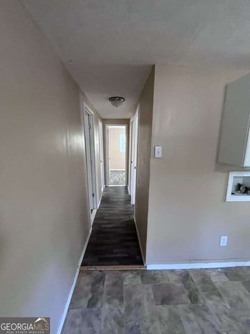 3206 Lakeland Lane, Gainesville, GA 30506
