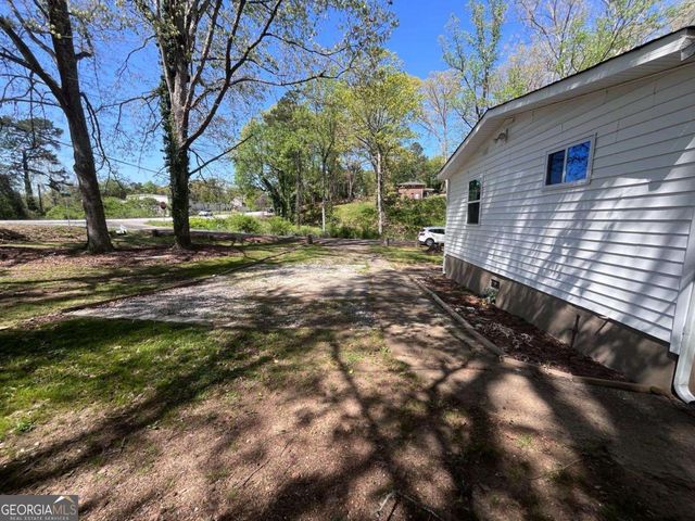 3206 Lakeland Lane, Gainesville, GA 30506