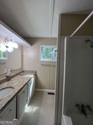 3206 Lakeland Lane, Gainesville, GA 30506