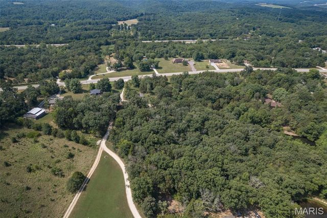 10576 Union Drive, Ste Genevieve, MO 63670