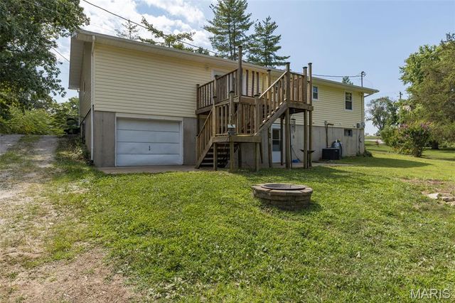 10576 Union Drive, Ste Genevieve, MO 63670