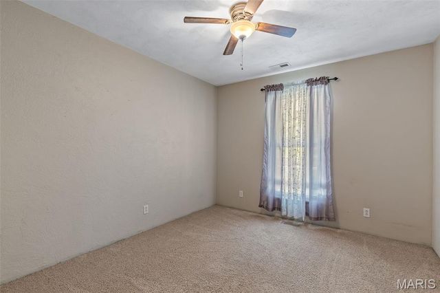 10576 Union Drive, Ste Genevieve, MO 63670