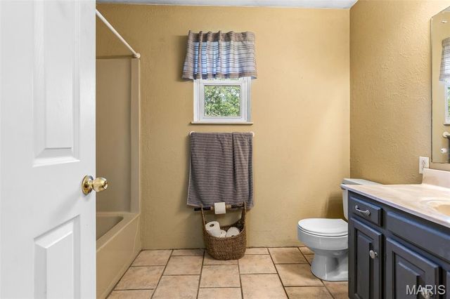 10576 Union Drive, Ste Genevieve, MO 63670