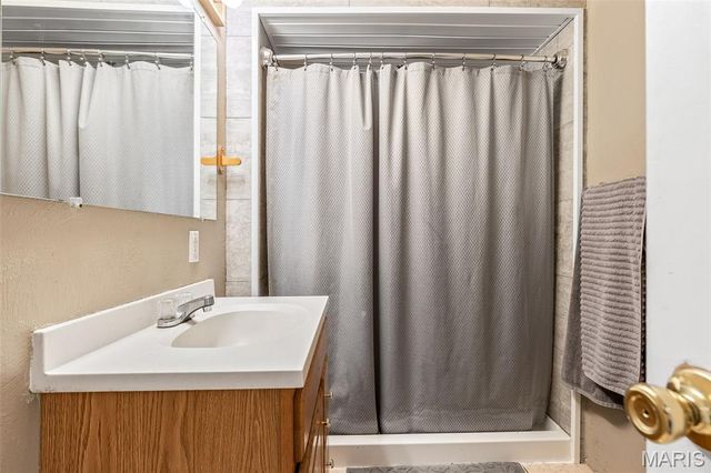 10576 Union Drive, Ste Genevieve, MO 63670