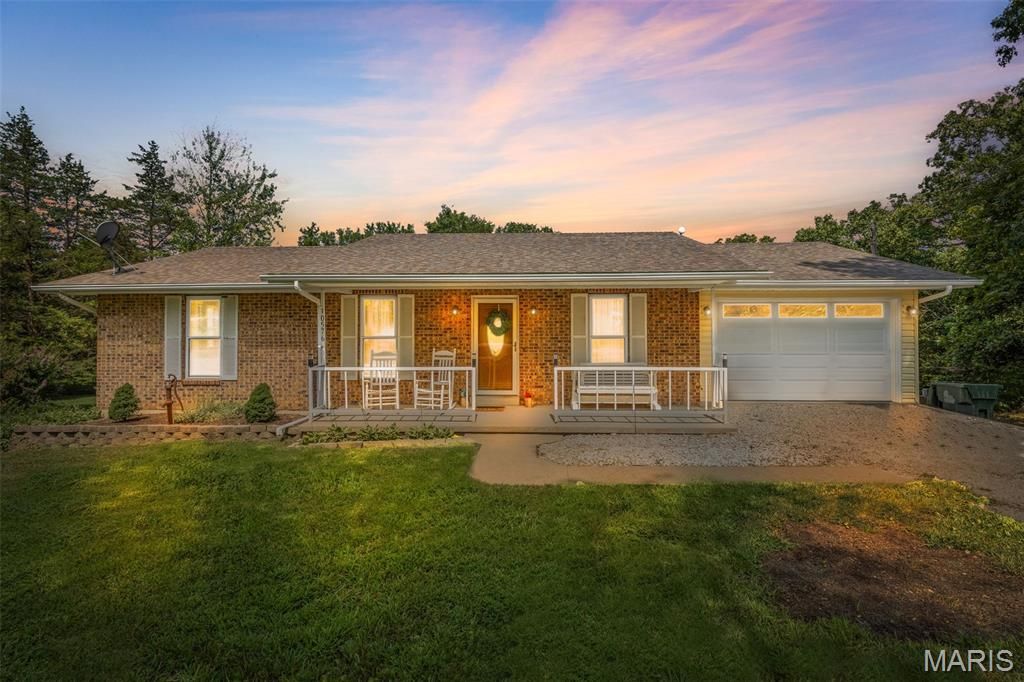 10576 Union Drive, Ste Genevieve, MO 63670