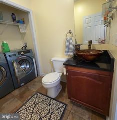 864 RIDGEMONT DR, Louisa, VA 23093