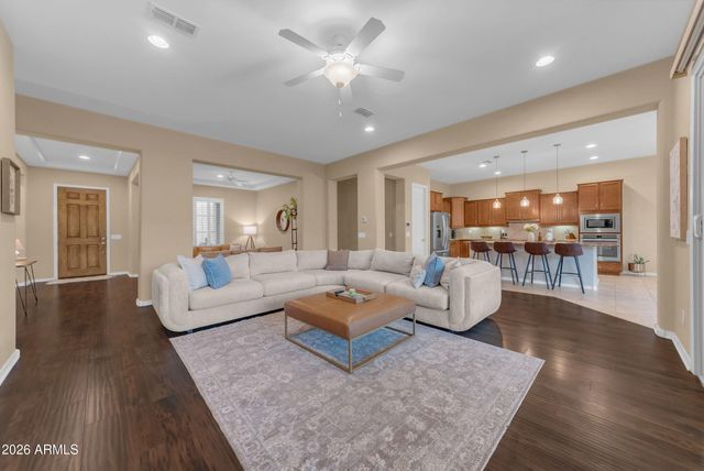 11115 E TARRAGON Avenue, Mesa, AZ 85212
