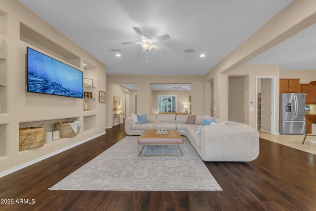 11115 E TARRAGON Avenue, Mesa, AZ 85212