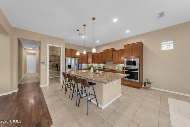 11115 E TARRAGON Avenue, Mesa, AZ 85212