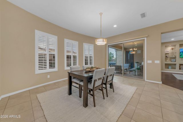 11115 E TARRAGON Avenue, Mesa, AZ 85212