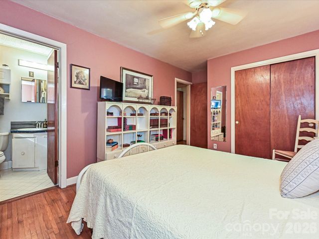 720 Aintree Road, Charlotte, NC 28215
