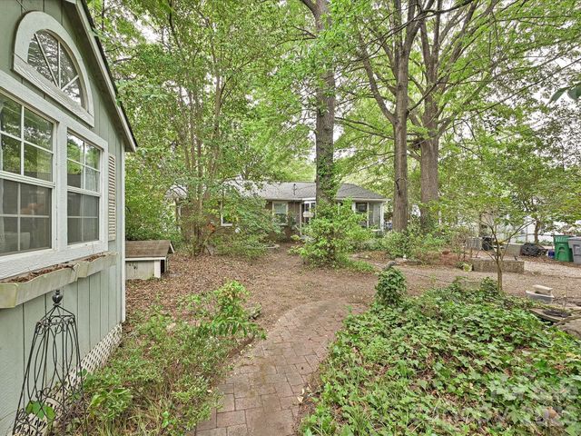720 Aintree Road, Charlotte, NC 28215