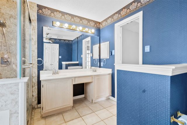 201 Brian Way, Red Oak, TX 75154