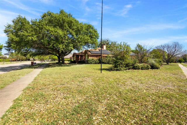 201 Brian Way, Red Oak, TX 75154