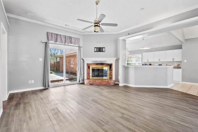 201 Brian Way, Red Oak, TX 75154