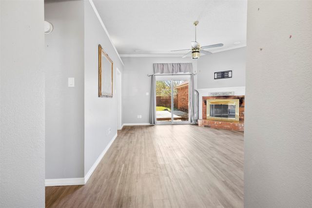 201 Brian Way, Red Oak, TX 75154