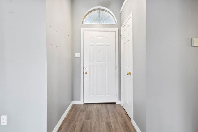 201 Brian Way, Red Oak, TX 75154