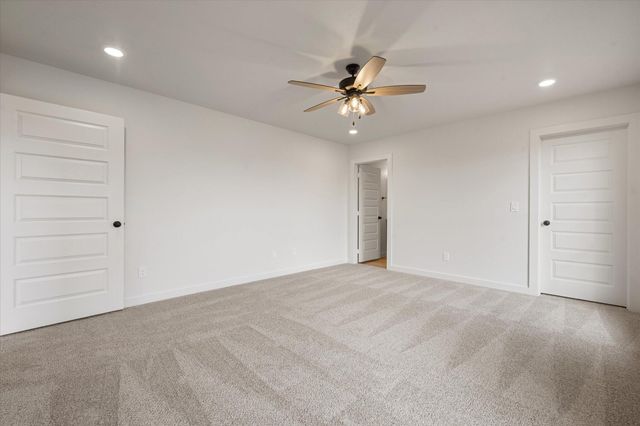 2412 Aberdeen Avenue, Wolfforth, TX 79382