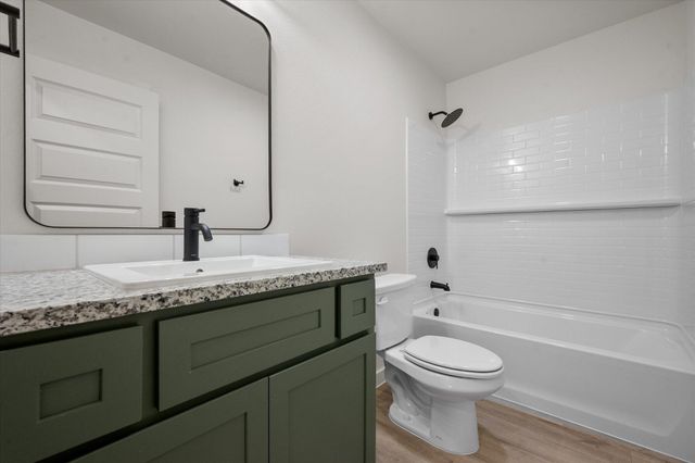 2412 Aberdeen Avenue, Wolfforth, TX 79382