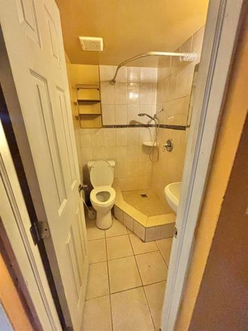 1885 NE 177th Street, North Miami Beach, FL 33162
