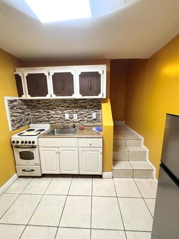 1885 NE 177th Street, North Miami Beach, FL 33162