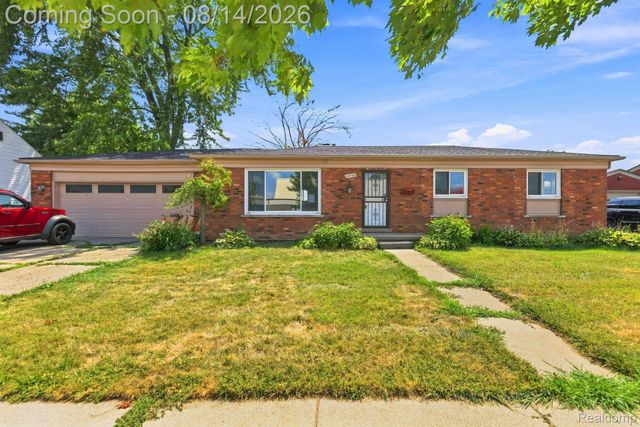 21508 Lanse Street, St. Clair Shores, MI 48081