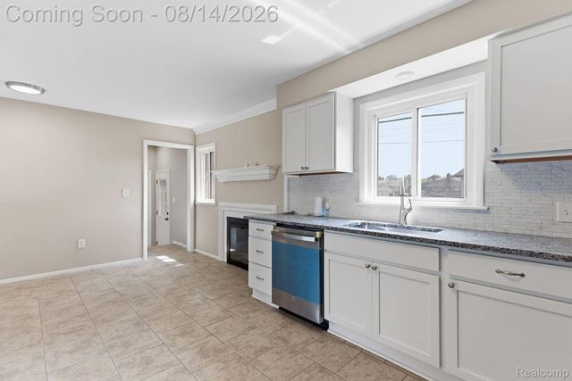 21508 Lanse Street, St. Clair Shores, MI 48081