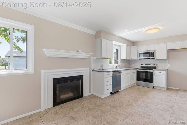 21508 Lanse Street, St. Clair Shores, MI 48081