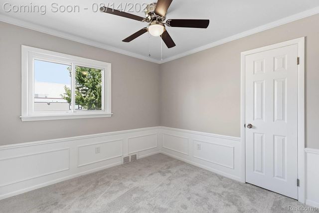 21508 Lanse Street, St. Clair Shores, MI 48081